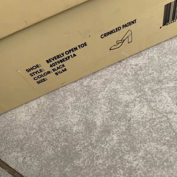 Open shoes - Picture 4 of 4